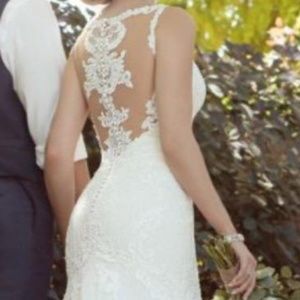 Meet your Posher, Mickie